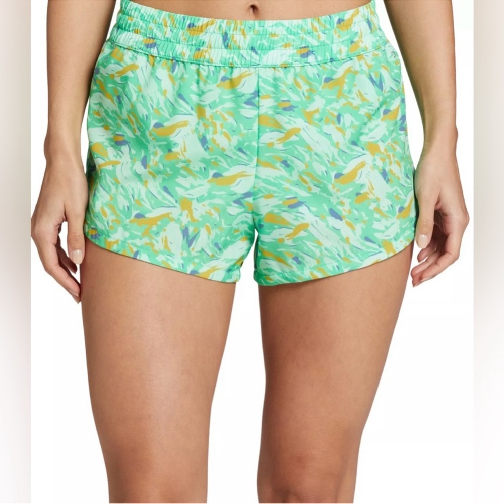 DSG Women’s Stride Shorts Mini Camo Green Mid Rise Lightweight Elastic Waist